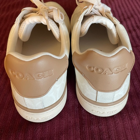 Coach White Sneakers with Soft Fabric and Low-Top Design - Picture 5 of 11